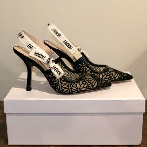 BRAND NEW IN BOX Dior black floral lace sling back pump